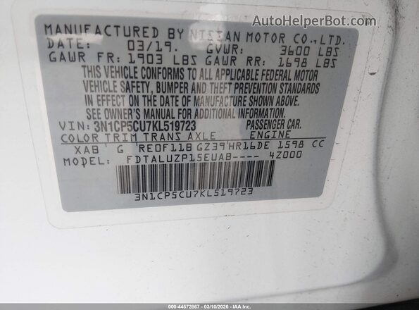 3N1CP5CU7KL519723 2019 NISSAN KICKS White Vista del compartimento del motor