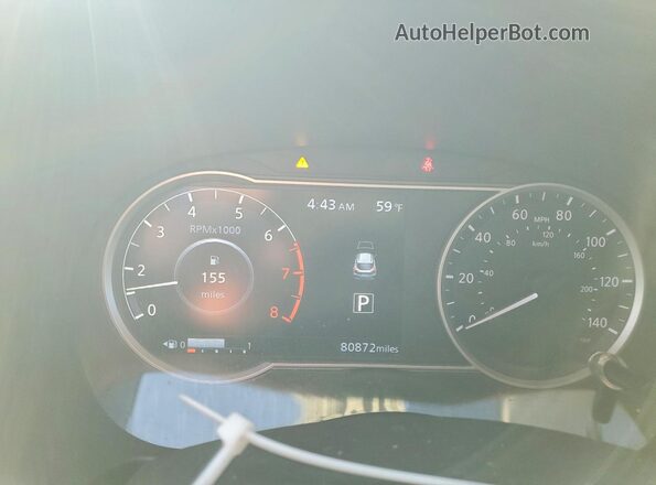 3N1CP5CU8JL516389 2018 NISSAN KICKS Silver Widok zestawu wskaźników