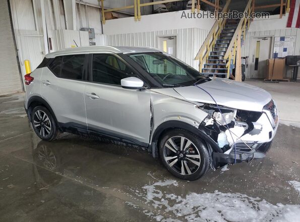 3N1CP5CU8JL516389 2018 NISSAN KICKS Silver 