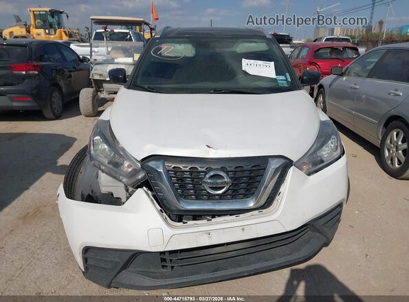 3N1CP5CU8JL519583 2018 NISSAN KICKS White 