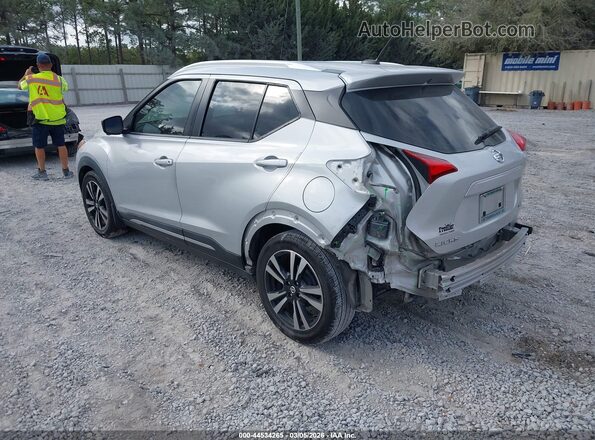 3N1CP5CU8JL532611 2018 NISSAN KICKS Silver Tył lewy
