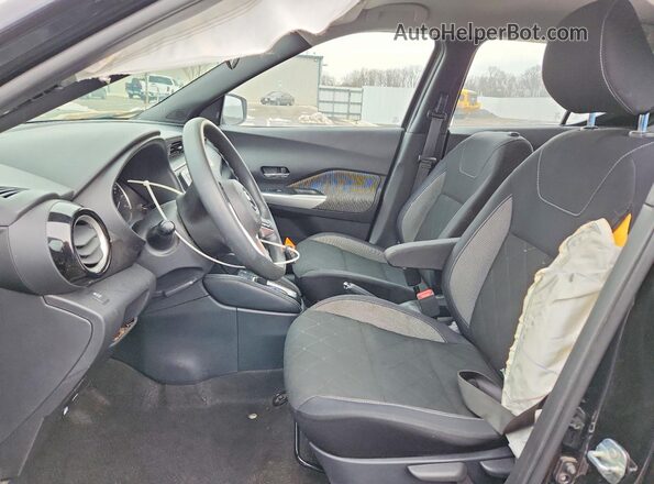 3N1CP5CU8JL545827 2018 NISSAN KICKS Black Front interior view