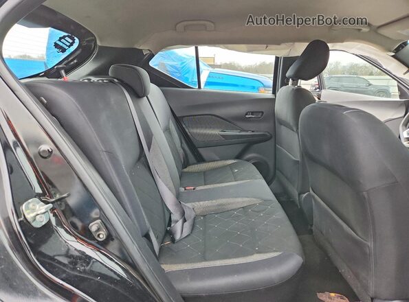 3N1CP5CU8JL545827 2018 NISSAN KICKS Black Rear interior view