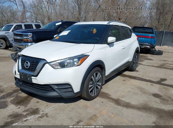 3N1CP5CUXKL539139 2019 NISSAN KICKS White Front left