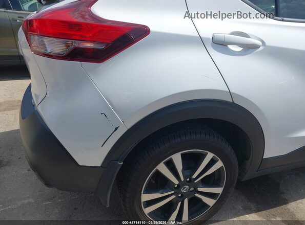 3N1CP5CUXKL539139 2019 NISSAN KICKS White 