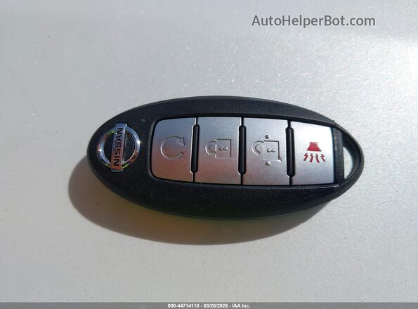 3N1CP5CUXKL539139 2019 NISSAN KICKS White Dashboard view