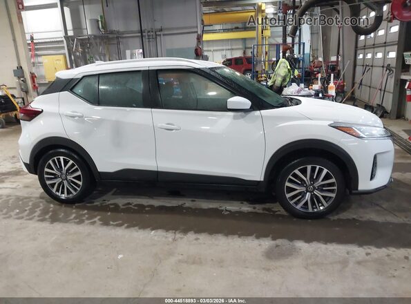 3N1CP5CV2ML480857 2021 NISSAN KICKS White Вид задньої частини салону