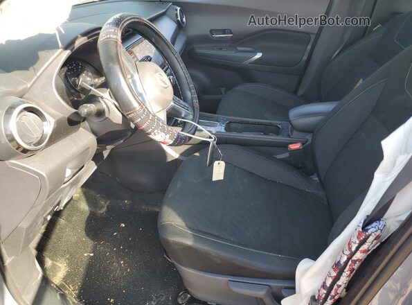 3N1CP5CV5RL472730 2024 NISSAN KICKS Silver Вид салону спереду