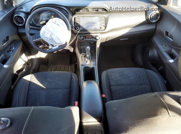 3N1CP5CV7ML476884 2021 NISSAN KICKS Blue Вид панелі приладів