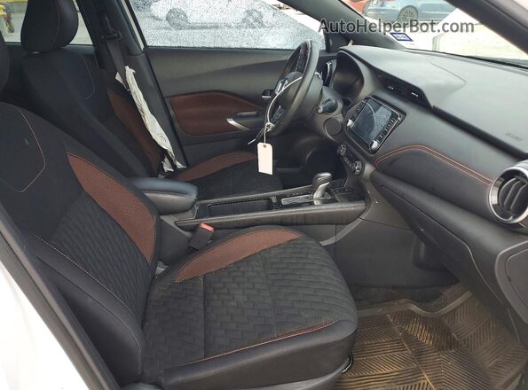 3N1CP5DV1ML508453 2021 NISSAN KICKS White Front interior view