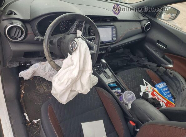 3N1CP5DV9ML528384 2021 NISSAN KICKS White Вид панелі приладів