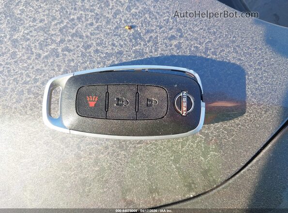 3N8AP6BA8SL335056 2025 NISSAN KICKS Gray Dashboard view