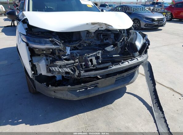 3N8AP6BE4TL336256 2026 NISSAN KICKS White Front view