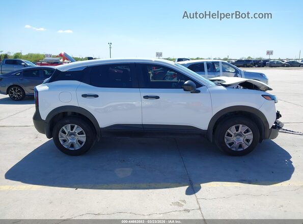 3N8AP6BE4TL336256 2026 NISSAN KICKS White Rear interior view