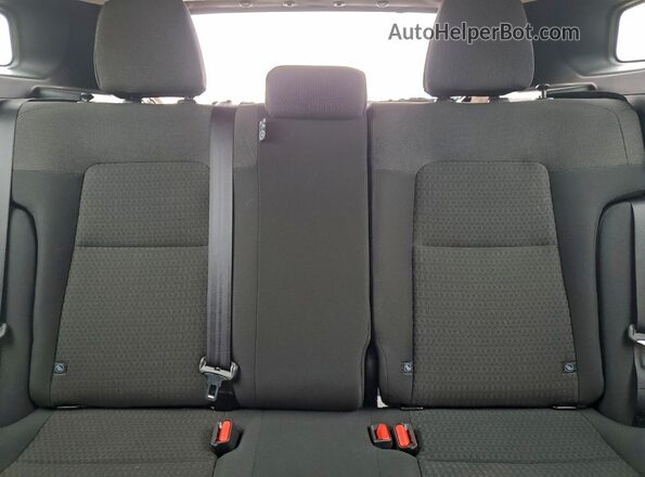 3N8AP6BE6TL327512 2026 NISSAN KICKS Brown Rear seats view