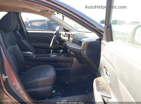 3N8AP6CB0SL351128 2025 NISSAN KICKS Gray Вид салону спереду