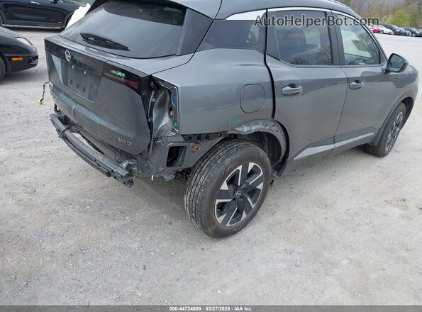 3N8AP6CB7SL408036 2025 NISSAN KICKS Gray Front view