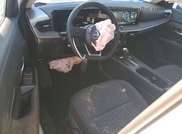 3N8AP6CE3TL309807 2026 NISSAN KICKS White 