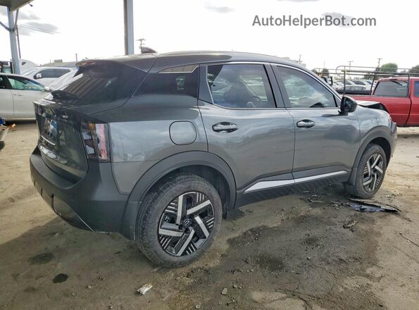 3N8AP6CEXTL336034 2026 NISSAN KICKS Серый Задняя правая четверть
