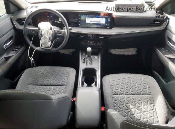 3N8AP6CEXTL336034 2026 NISSAN KICKS Серый Вид панели приборов