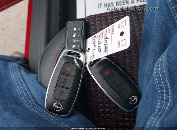 3N8AP6DB7SL348290 2025 NISSAN KICKS Red წინა პანელის ხედი