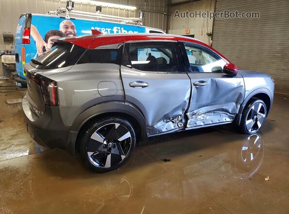 3N8AP6DBXSL378321 2025 NISSAN KICKS Gray Trasero derecho