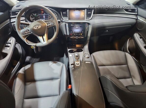 3PCAJ5AB3SF110866 2025 INFINITI QX50 Silver Vista del salpicadero