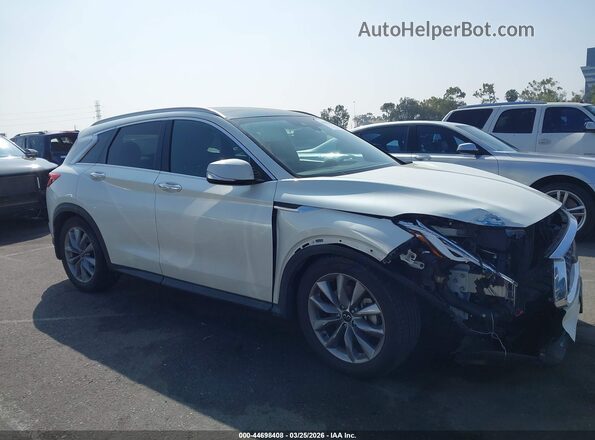 3PCAJ5BA6MF102060 2021 INFINITI QX50 White Rear interior view