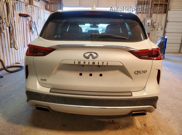 3PCAJ5CB8MF125752 2021 INFINITI QX50 Beige Rear view