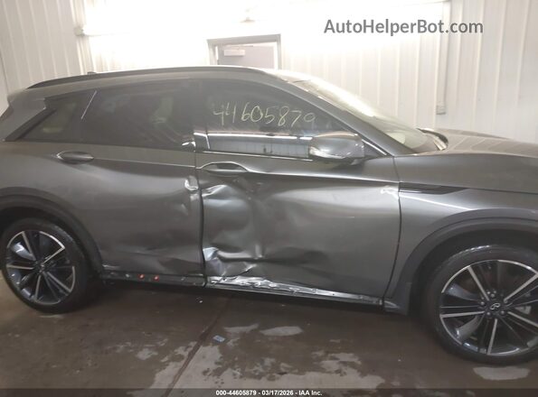 3PCAJ5FB4SF102039 2025 INFINITI QX50 Gray Вид задньої частини салону