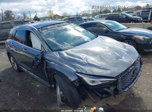 3PCAJ5M16KF131262 2019 INFINITI QX50 Silver Widok z przodu