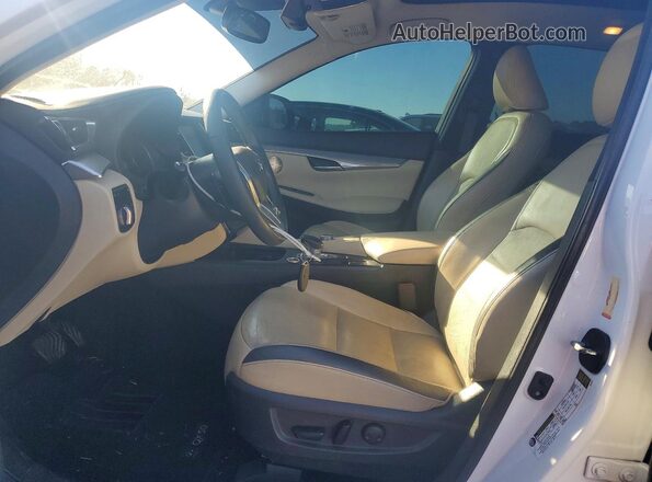 3PCAJ5M19KF107084 2019 INFINITI QX50 White 