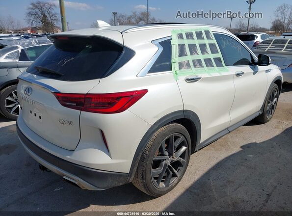 3PCAJ5M1XKF103304 2019 INFINITI QX50 White უკანა მარჯვენა
