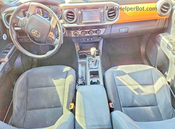 3TMCZ5AN2KM232741 2019 TOYOTA LE Black 