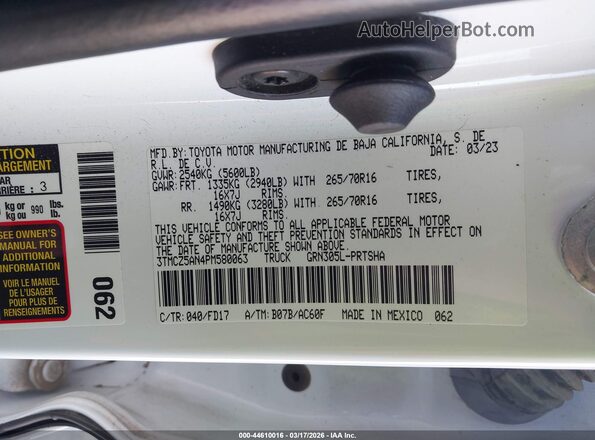3TMCZ5AN4PM580063 2023 TOYOTA TACOMA White Вид підкапотного простору