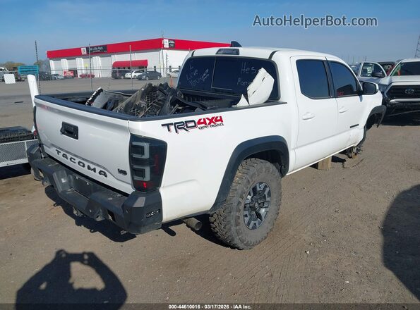 3TMCZ5AN4PM580063 2023 TOYOTA TACOMA White Задня права чверть