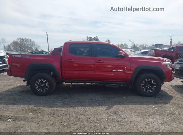 3TMCZ5AN5HM080950 2017 TOYOTA TACOMA Red უკანა სალონის ხედი