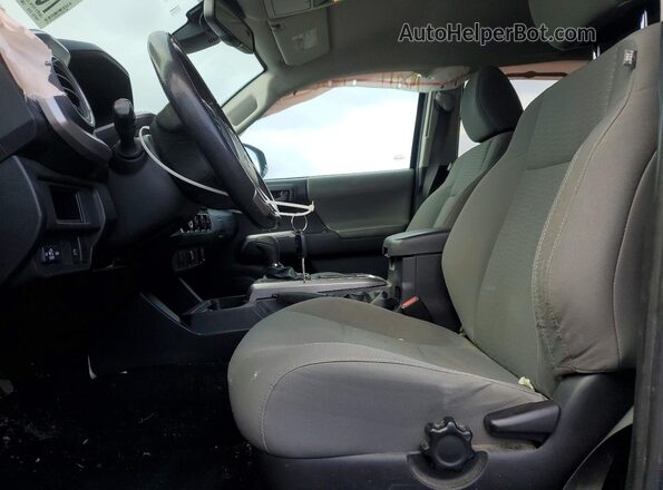 3TMCZ5AN7JM180215 2018 TOYOTA TACOMA Blue წინა სალონის ხედი