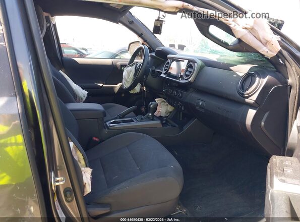 3TMCZ5AN9JM185920 2018 TOYOTA TACOMA Gray 