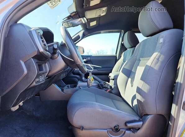 3TMDZ5BN9KM073185 2019 TOYOTA TACOMA Серебряный 