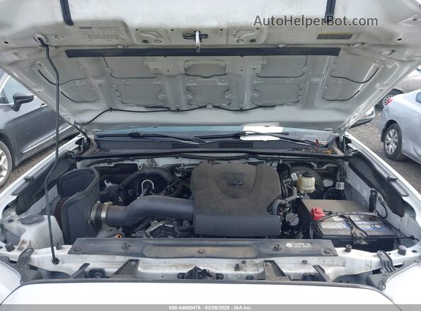 3TMGZ5AN2HM101156 2017 TOYOTA LIMITED White Vista trasera