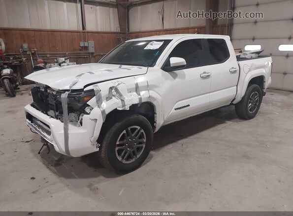 3TMKB5FN0RM016843 2024 TOYOTA TACOMA White Przód lewy