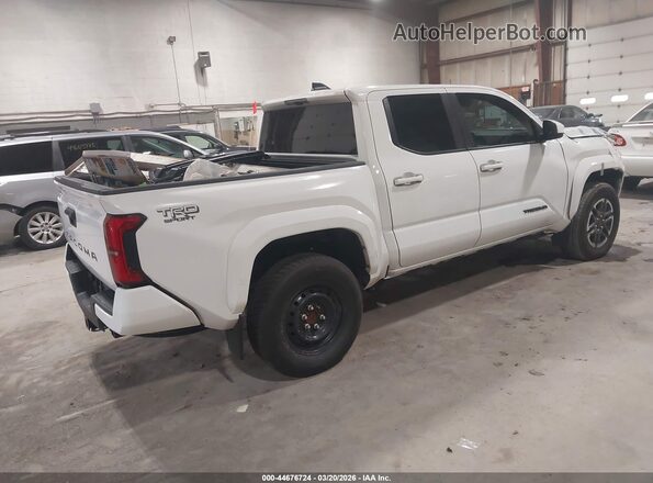 3TMKB5FN0RM016843 2024 TOYOTA TACOMA White Tył prawy