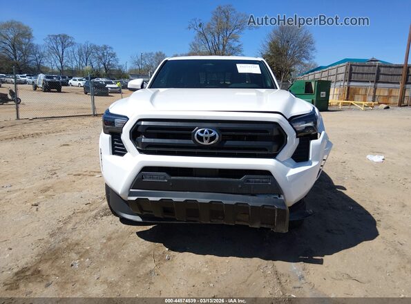 3TMKB5FN5SM045163 2025 TOYOTA TACOMA White უკანა სალონის ხედი