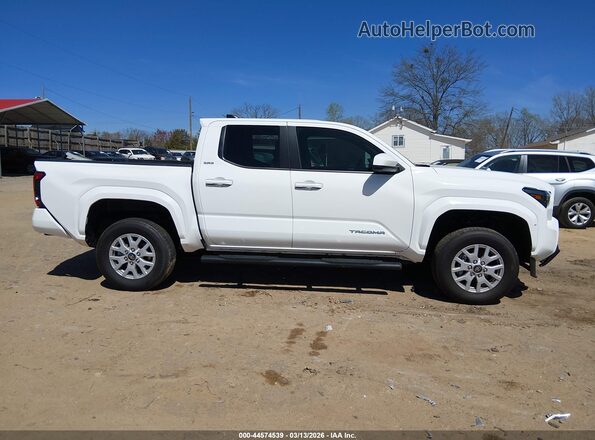 3TMKB5FN5SM045163 2025 TOYOTA TACOMA White სალონის 360-გრადუსიანი ხედი