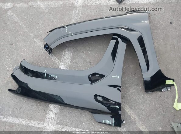 3TMKB5FN6TM055069 2026 TOYOTA TACOMA Black 