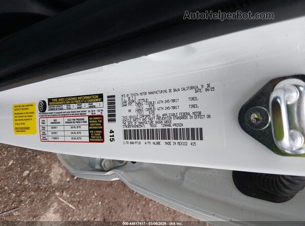 3TMKB5FNXSM035471 2025 TOYOTA TACOMA White Vista del compartimento del motor
