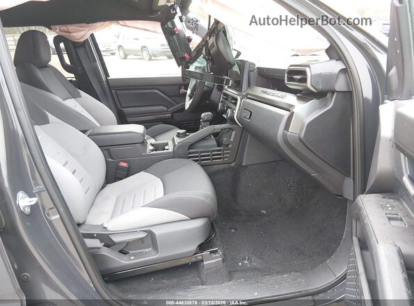 3TMLB5JN5SM181191 2025 TOYOTA TACOMA Черный Вид салона спереди