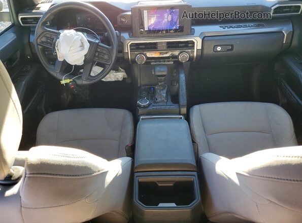 3TMLB5JN8RM004757 2024 TOYOTA TACOMA White Vista del salpicadero