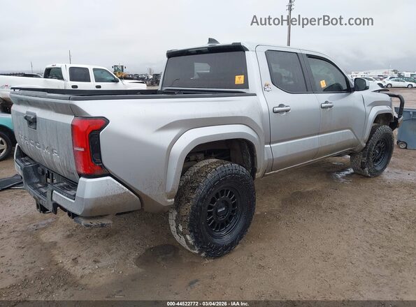 3TMLB5JN9SM175409 2025 TOYOTA TACOMA Silver Trasero derecho